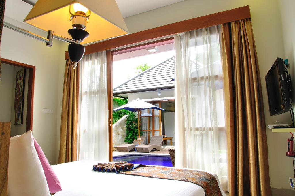 M Two Villas Seminyak 객실 사진