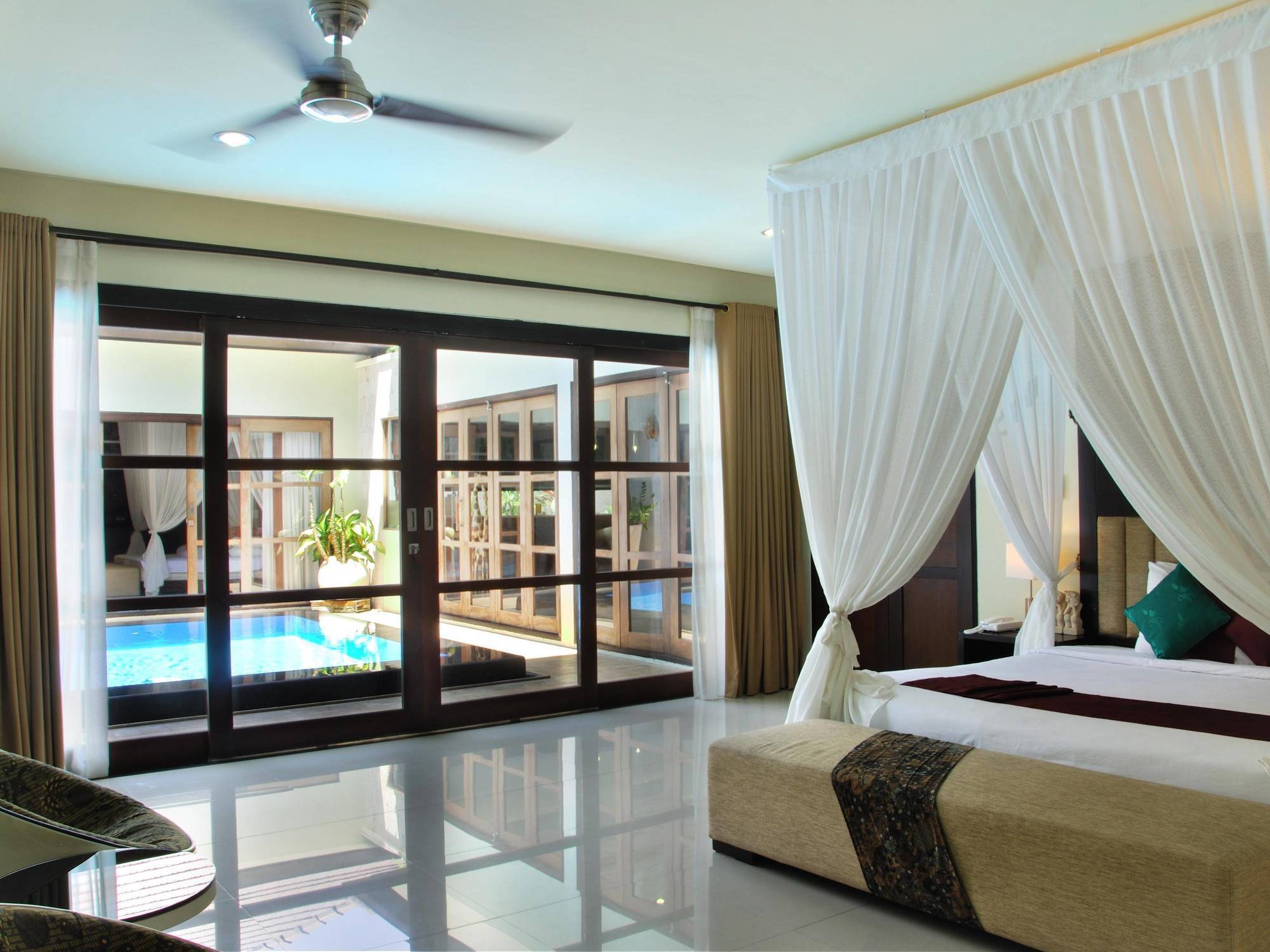 M Two Villas Seminyak 외부 사진