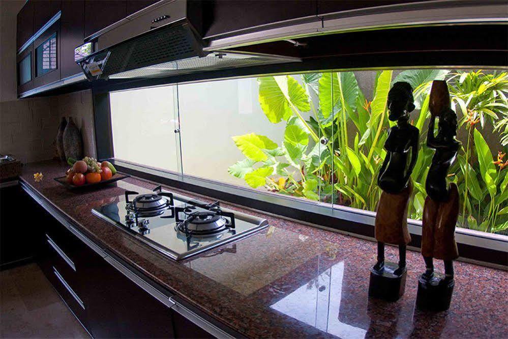 M Two Villas Seminyak 외부 사진