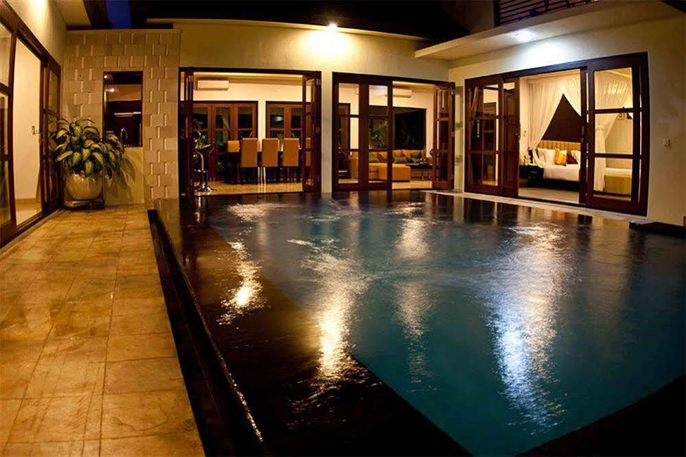 M Two Villas Seminyak 외부 사진
