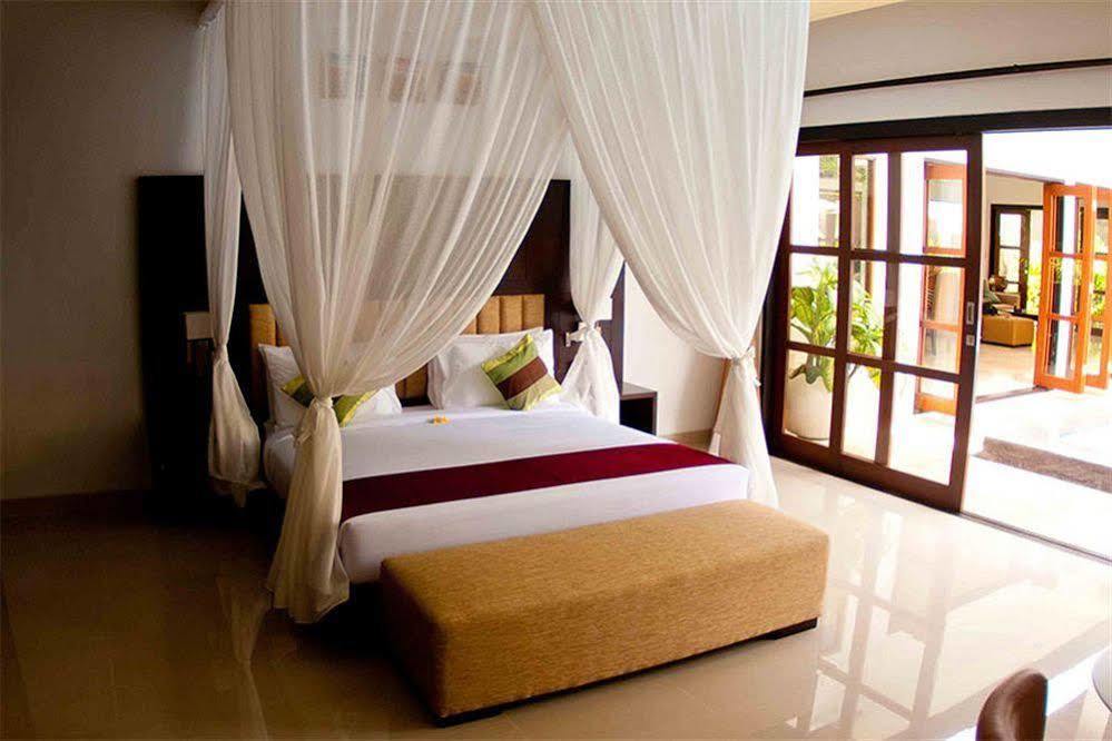 M Two Villas Seminyak 외부 사진