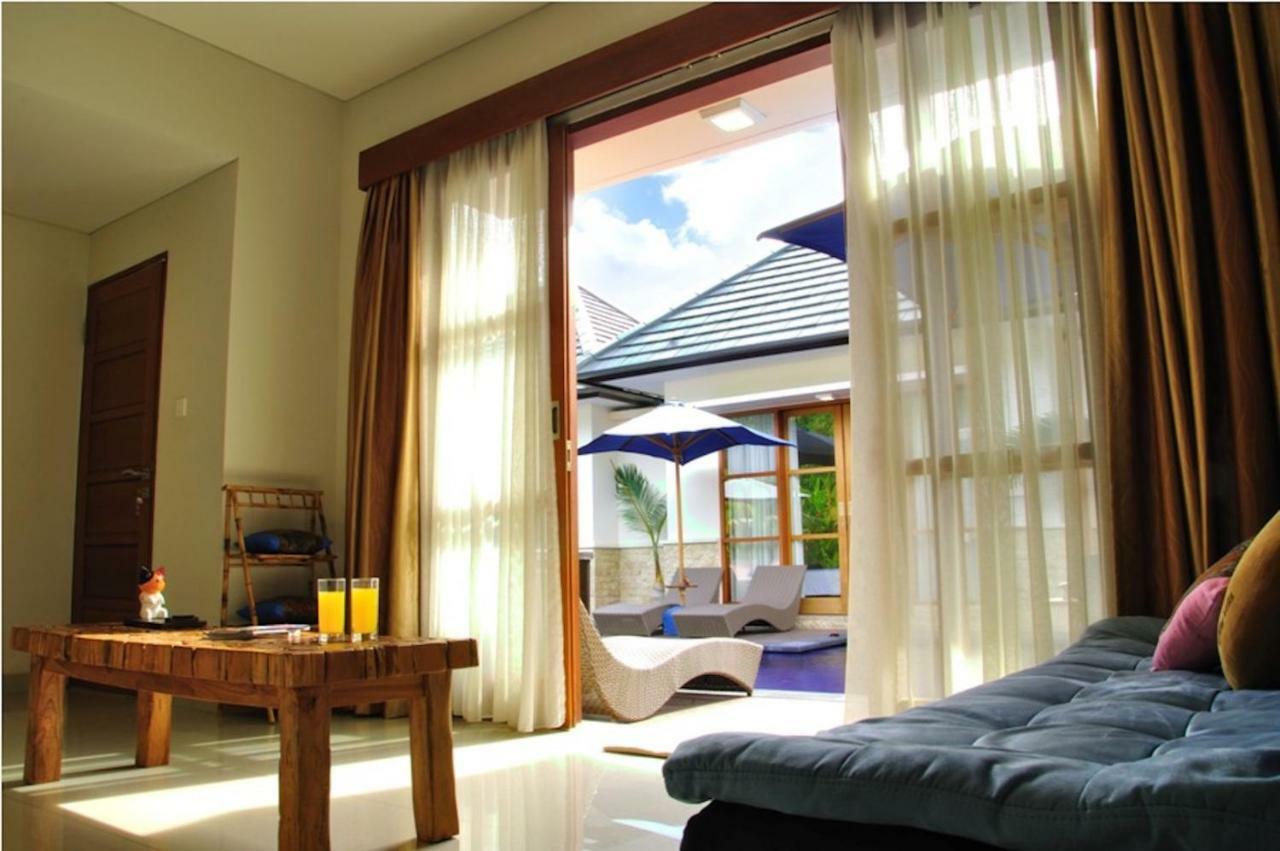 M Two Villas Seminyak 외부 사진